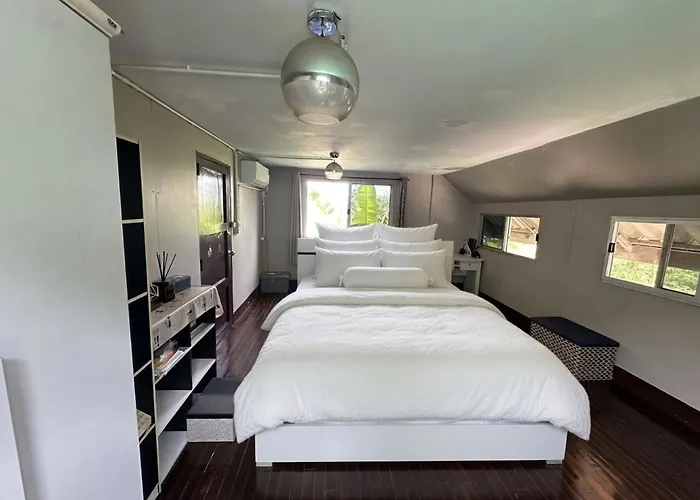 Spacious 70sqm Jungle Loft Peaceful Escape *