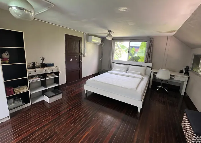 Apartment Spacious 70sqm Jungle Loft Peaceful Escape