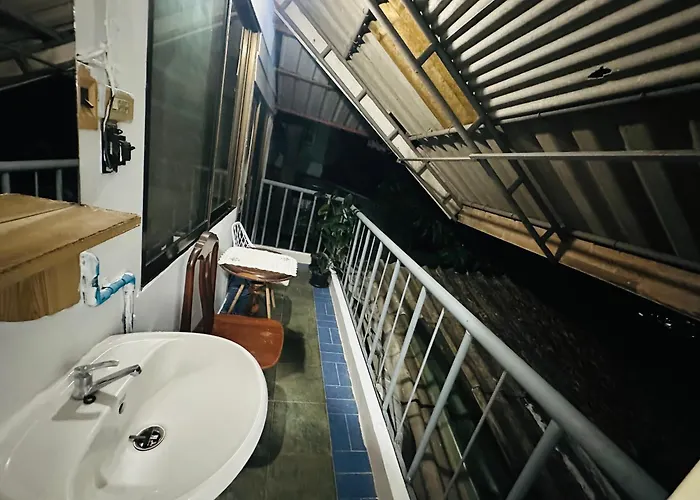 Spacious 70sqm Jungle Loft Peaceful Escape Apartment